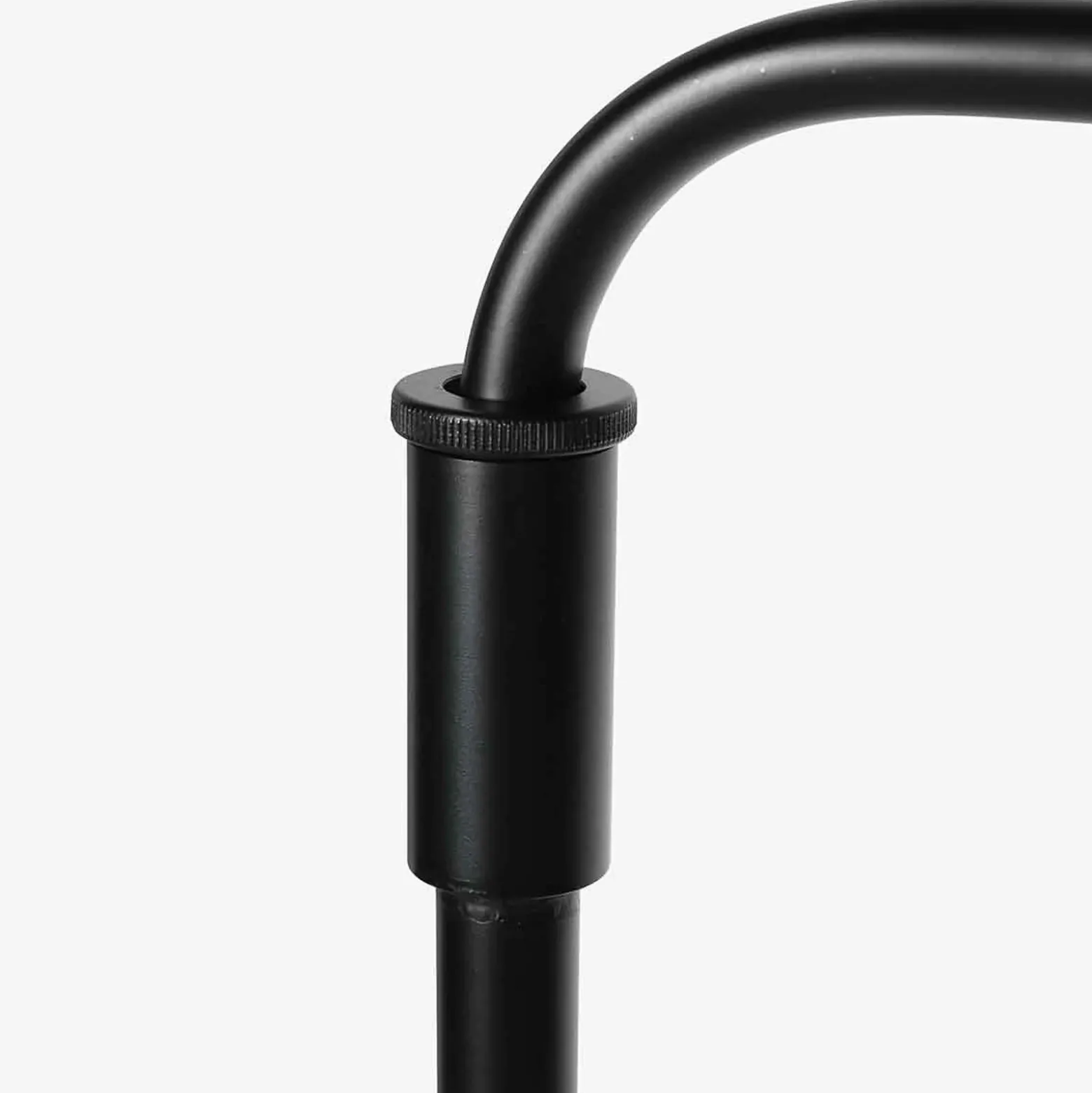 Lámpara de pie Bloeba, negro/plata, altura 165 cm, terciopelo
