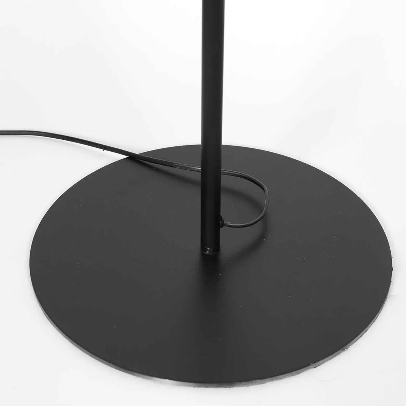 Lámpara de pie Bloeba, negro/plata, altura 165 cm, terciopelo