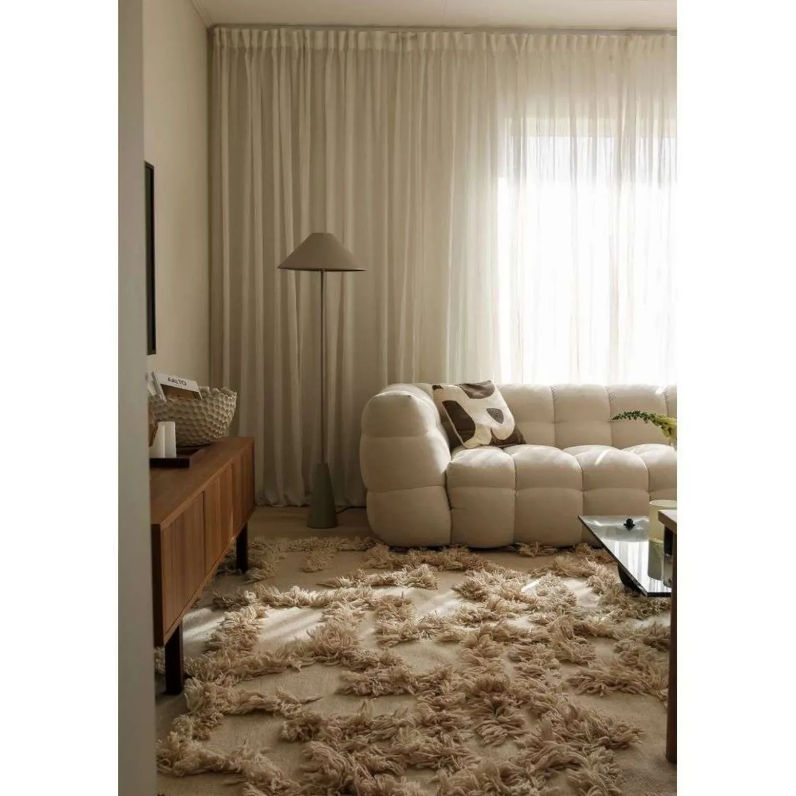 Lámpara de pie Cannes de Globen Lighting, beige, altura 140 cm