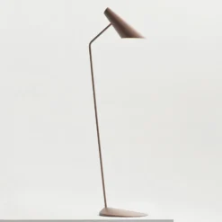 Lámpara de pie de diseño Vibia I.Cono 0712, beige