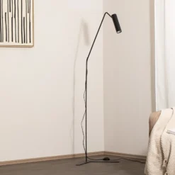 Lámpara de pie Eye Super con cabezal orientable, negro