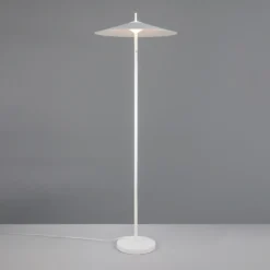 Lámpara de pie LED Amalo, blanco mate, altura 145 cm, metal, CCT