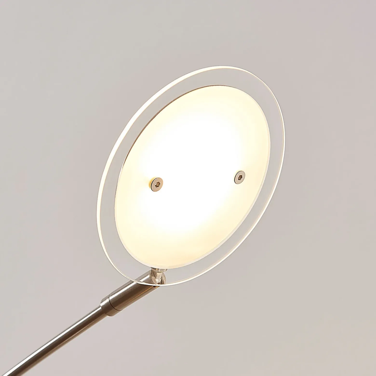 Lámpara de pie LED Anea de Lindby, 179 cm, 5 luces, color níquel