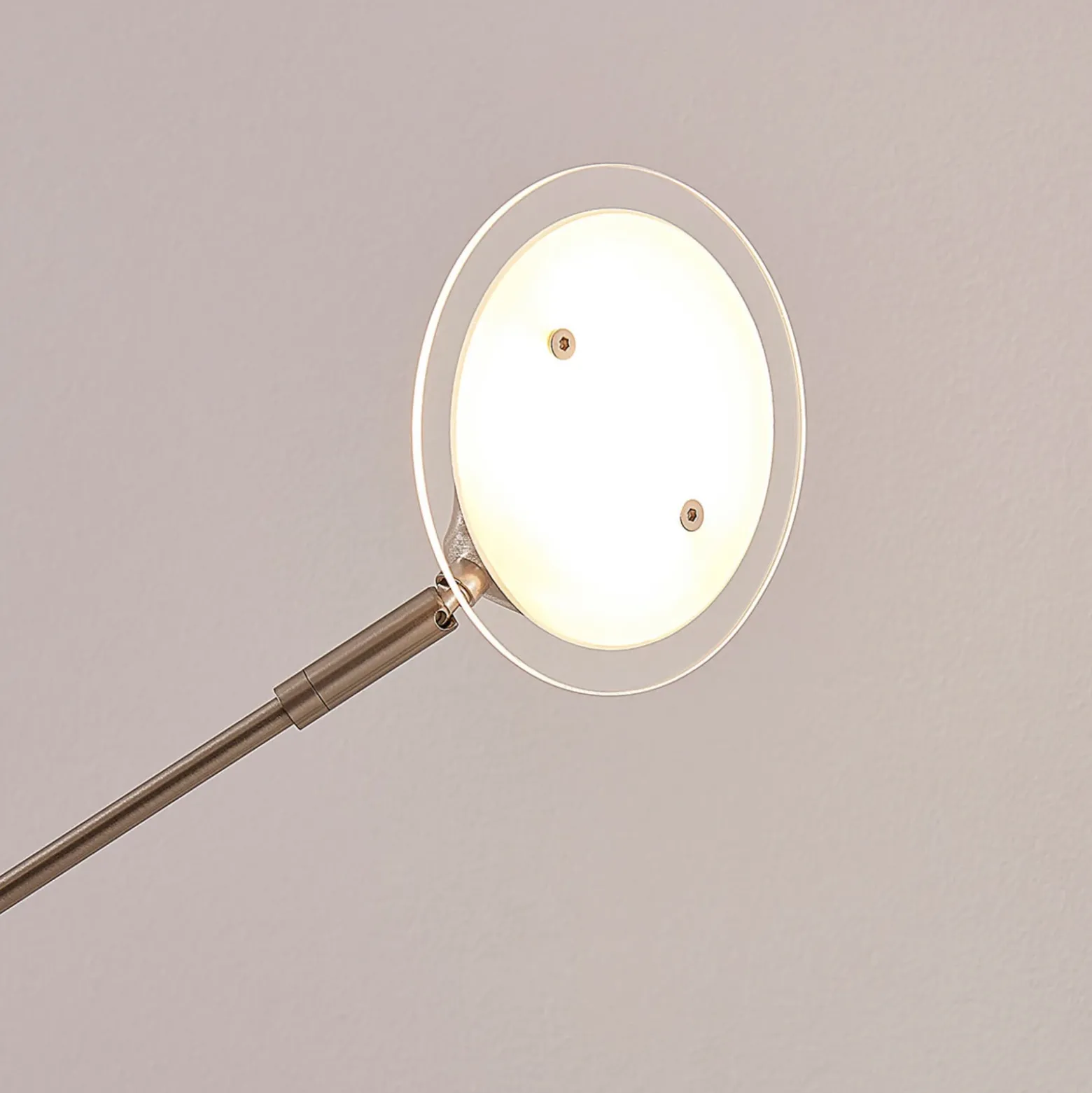 Lámpara de pie LED Anea de Lindby, 167 cm, 3 luces, color níquel