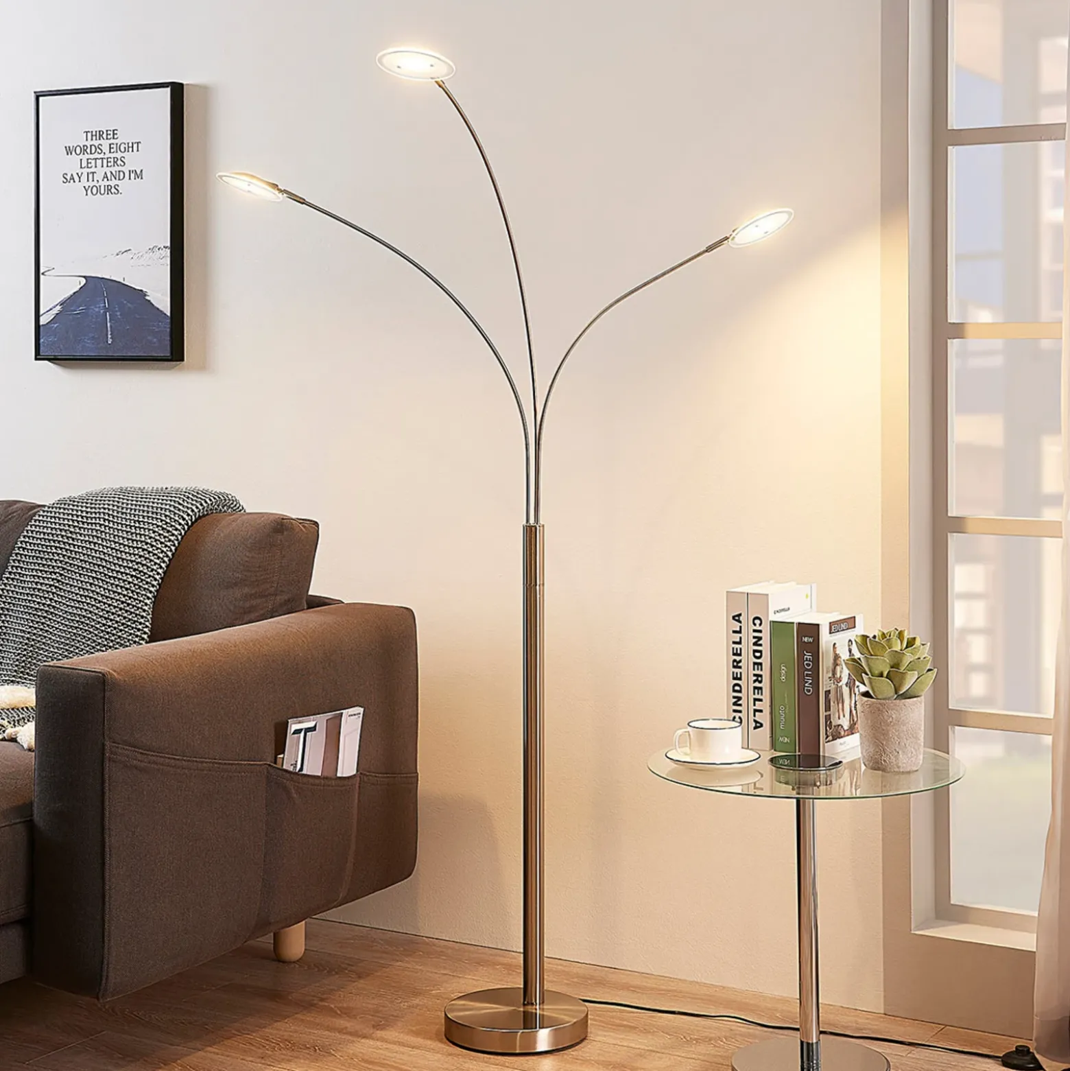 Lámpara de pie LED Anea de Lindby, 167 cm, 3 luces, color níquel