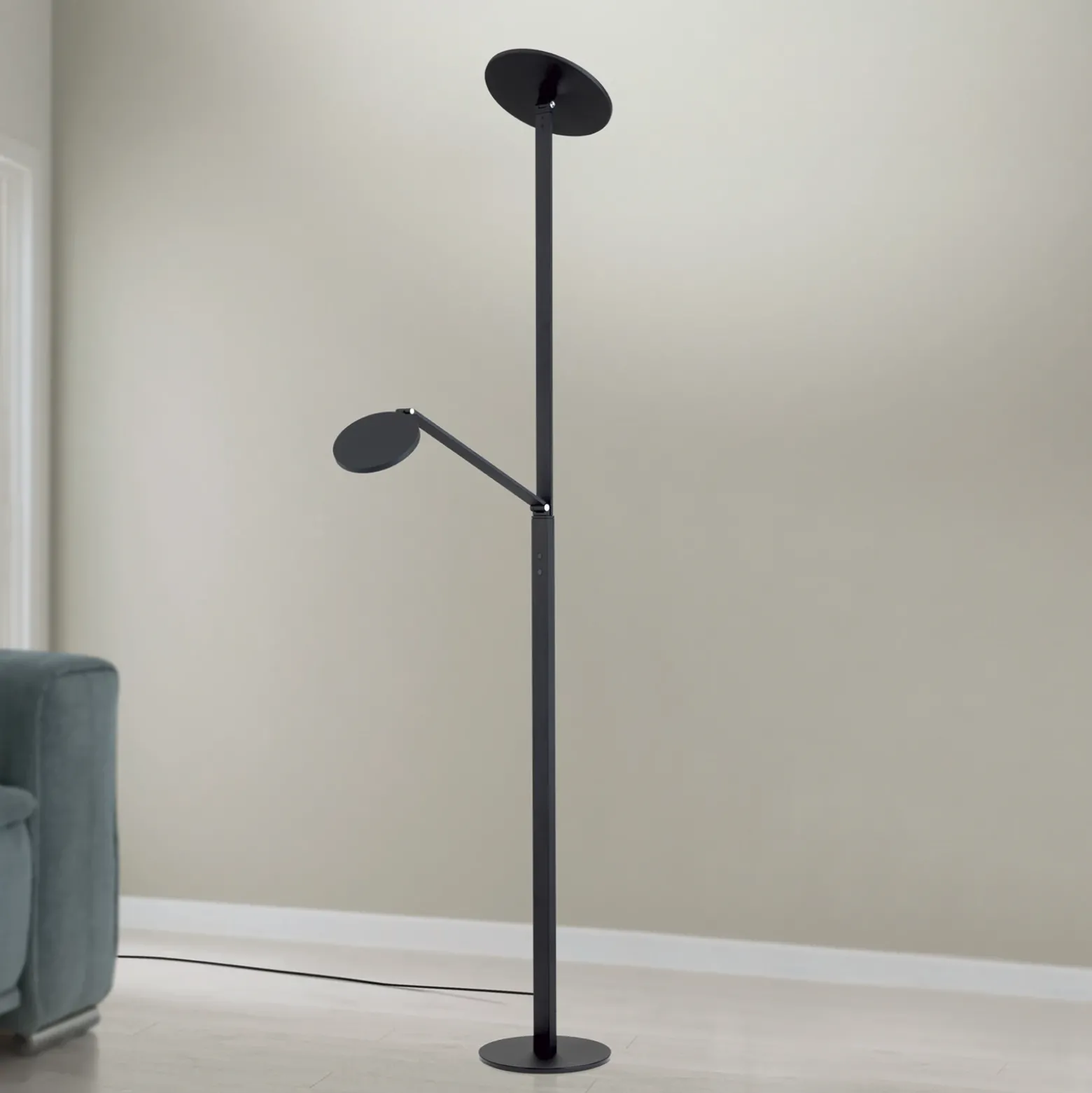 Lámpara de pie LED Fati, altura 181 cm, aluminio, brazo de lectura, atenuador,