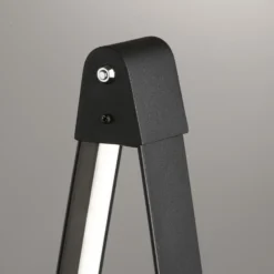 Lámpara de pie LED Fenga, regulador táctil, CCT, negro