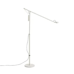 Lámpara de pie LED HAY Fifty-Fifty, gris, altura 135 cm, atenuable.