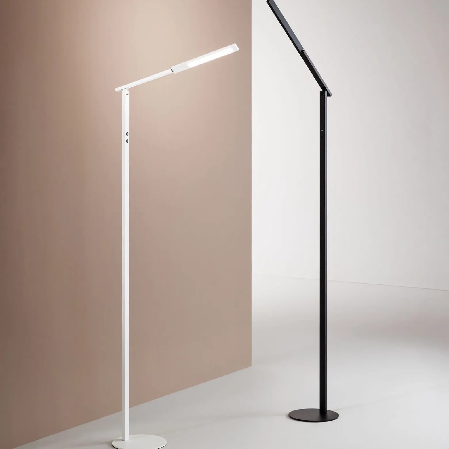 Lámpara de pie LED Ideal, 1 luz, CCT, blanco