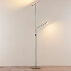 Lámpara de pie LED Jonne de Lindby, angular, brazo de lectura, atenuable, 180 cm