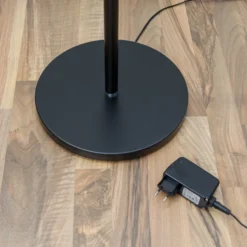 Lámpara de pie LED Lindby Malea, negra, de metal, atenuable, 180 cm