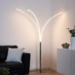 Lámpara de pie LED Maja, cromo de 3 luces