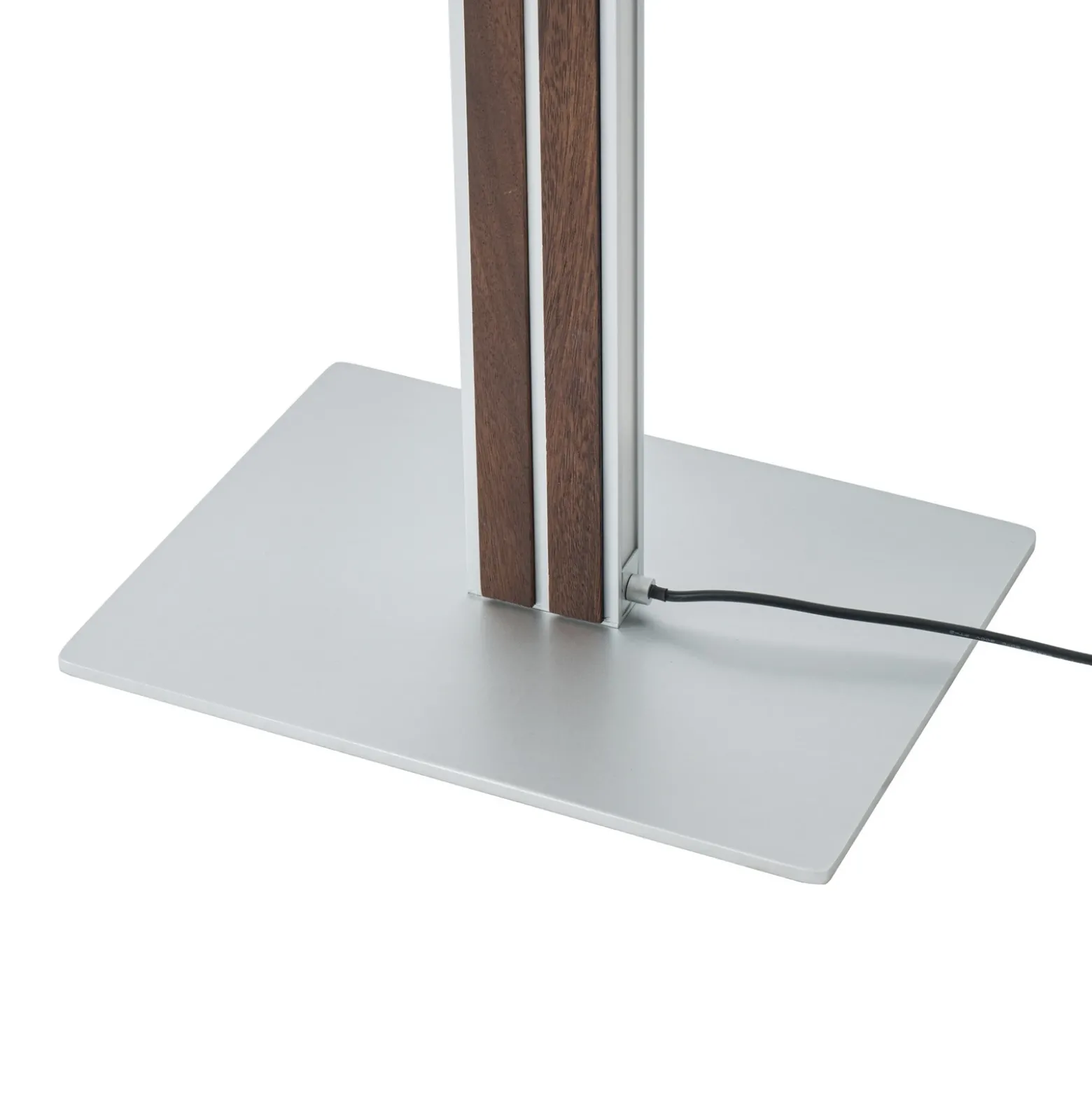 Lámpara de pie LED Quitani Lisene, nogal/plata/natural, 162 cm, atenuable