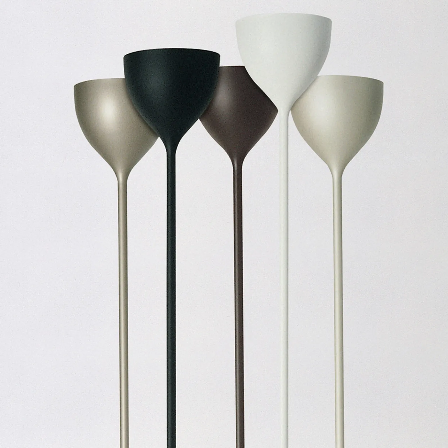 Lámpara de pie LED Rotaliana Drink, blanco mate