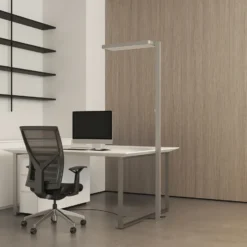 Lámpara de pie LED Timon de Arcchio, 54 W, plateada, altura 195 cm
