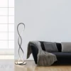 Lámpara de pie LED Twist de Paul Neuhaus, negra, altura 143 cm