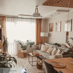 Lámpara de pie Lindby Charlia, blanca, madera, altura 150cm