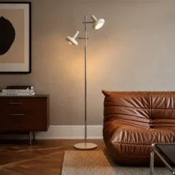 Lámpara de pie Lindby Dylan, 2 luces, cromada/beige, 150 cm, E14