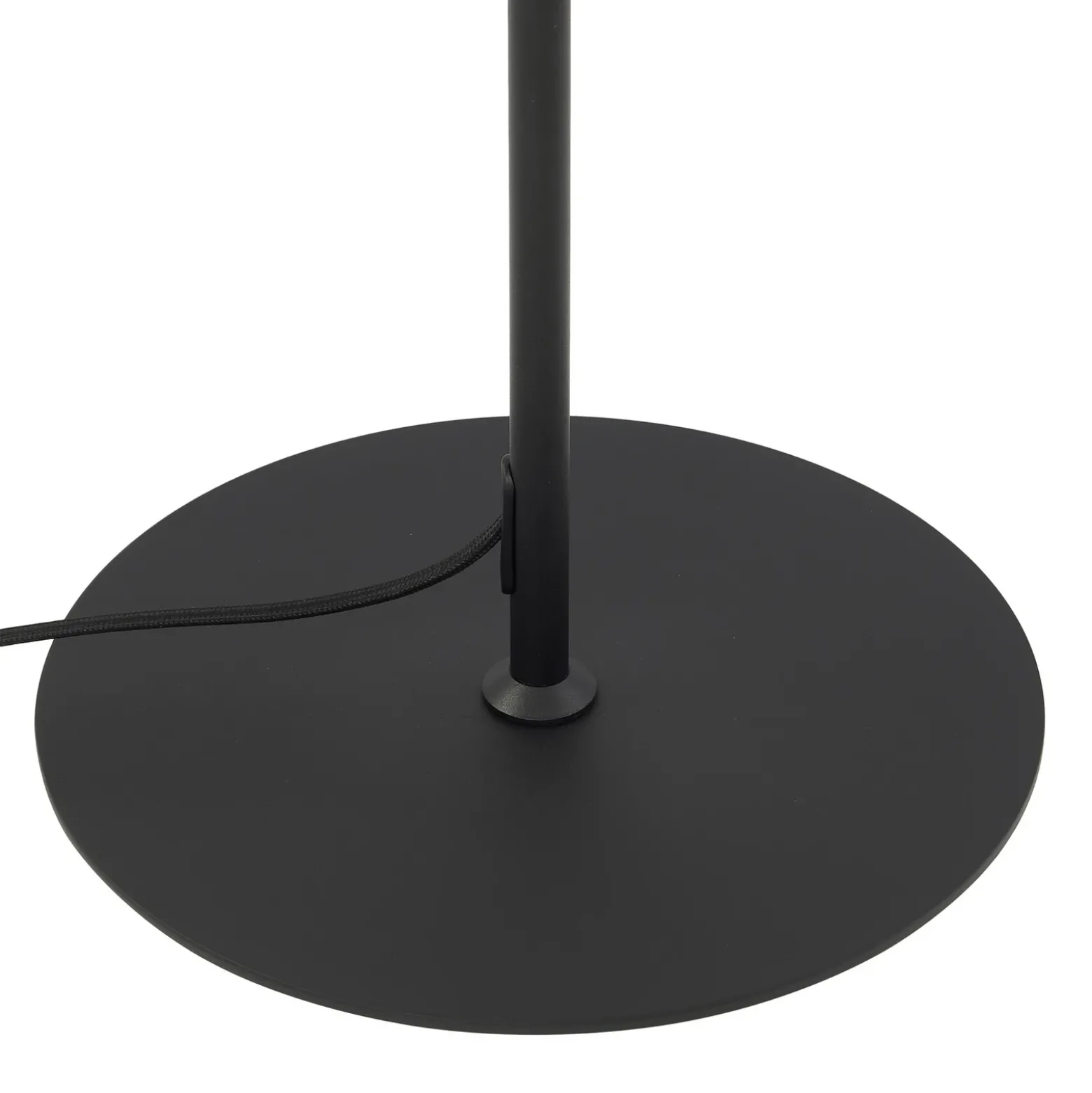 Lámpara de pie Lindby Edion, negra, metal