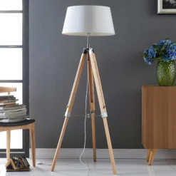 Lámpara de pie Lindby Katie, 162 cm, blanca, textil, madera, trípode