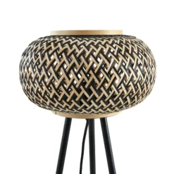 Lámpara de pie Lindby Nerys, negra, bambú, Ø 31,5 cm, trípode