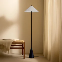 Lámpara de pie Lindby Norvik, altura 150 cm, negro/gris, metal