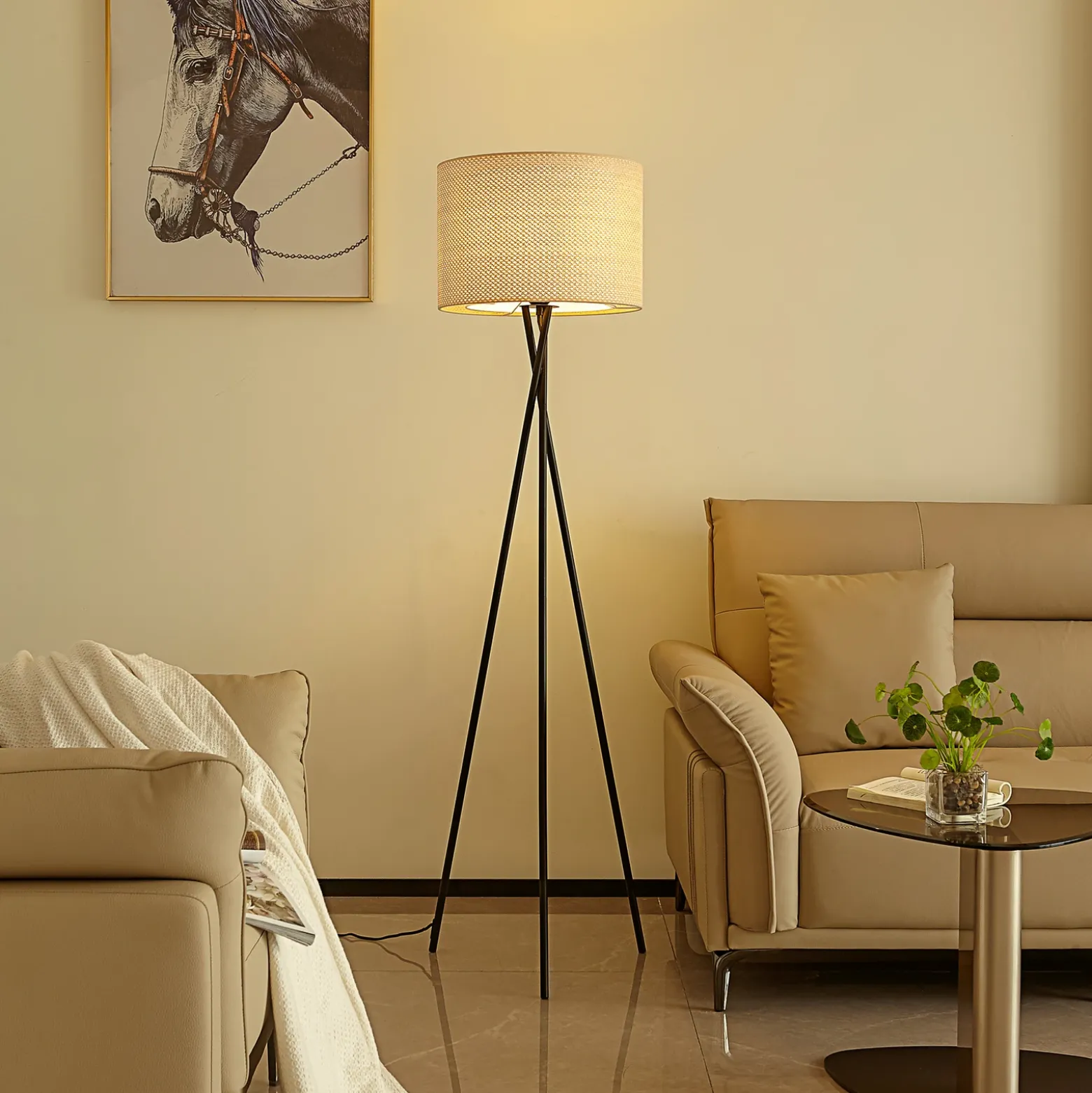 Lámpara de pie Lindby Soula, Ø 40 cm, beige, plástico, E27