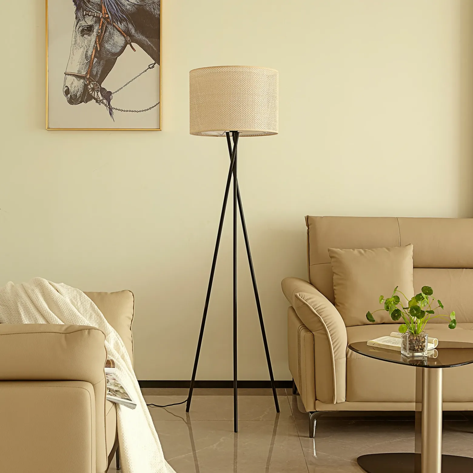 Lámpara de pie Lindby Soula, Ø 40 cm, beige, plástico, E27