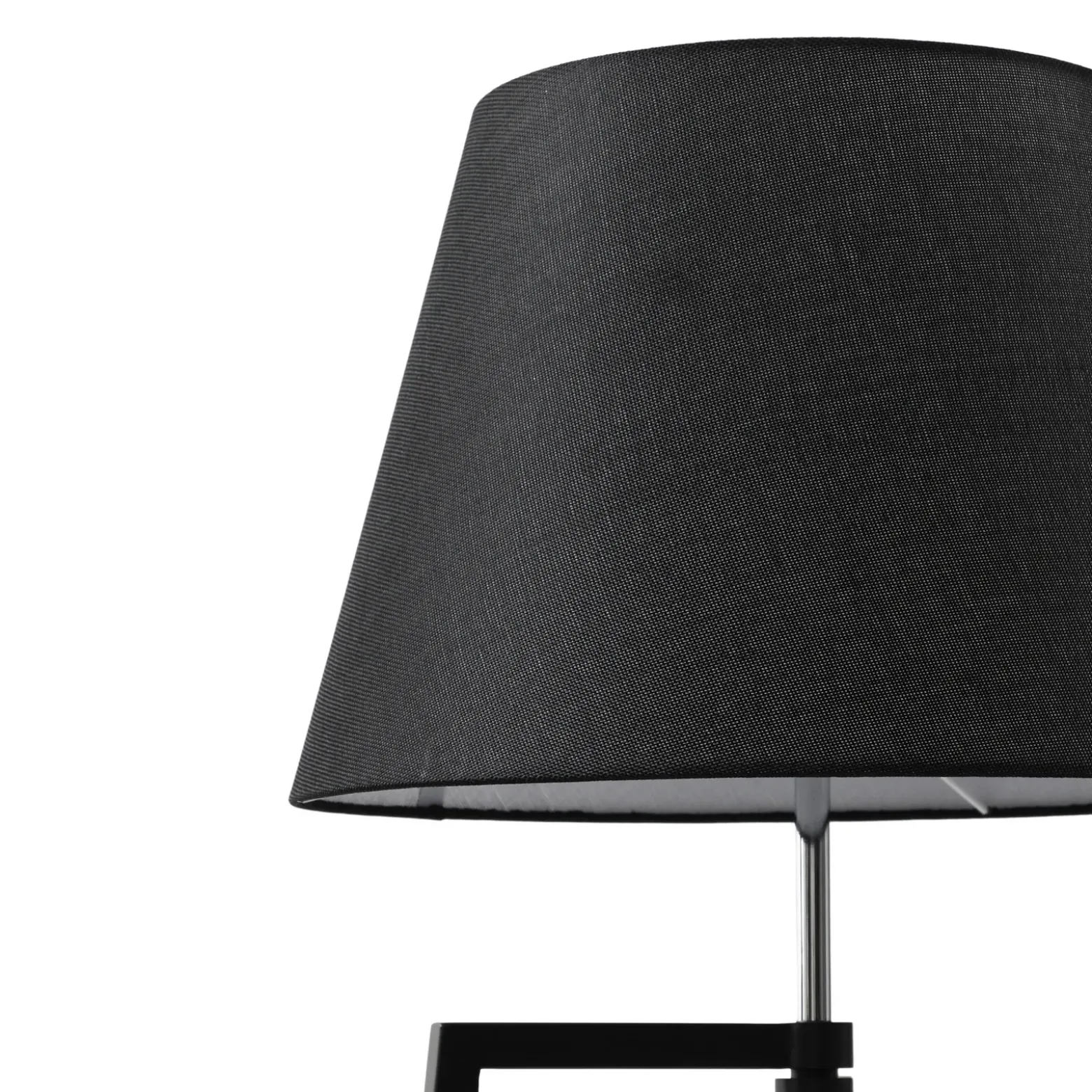 Lámpara de pie Lucande Amona, negra, textil, 150 cm, trípode