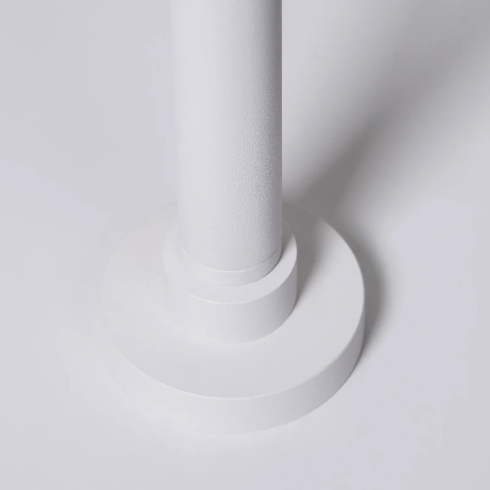 Lámpara de pie Lucande Kellina, 151 cm, blanca, metal, E27