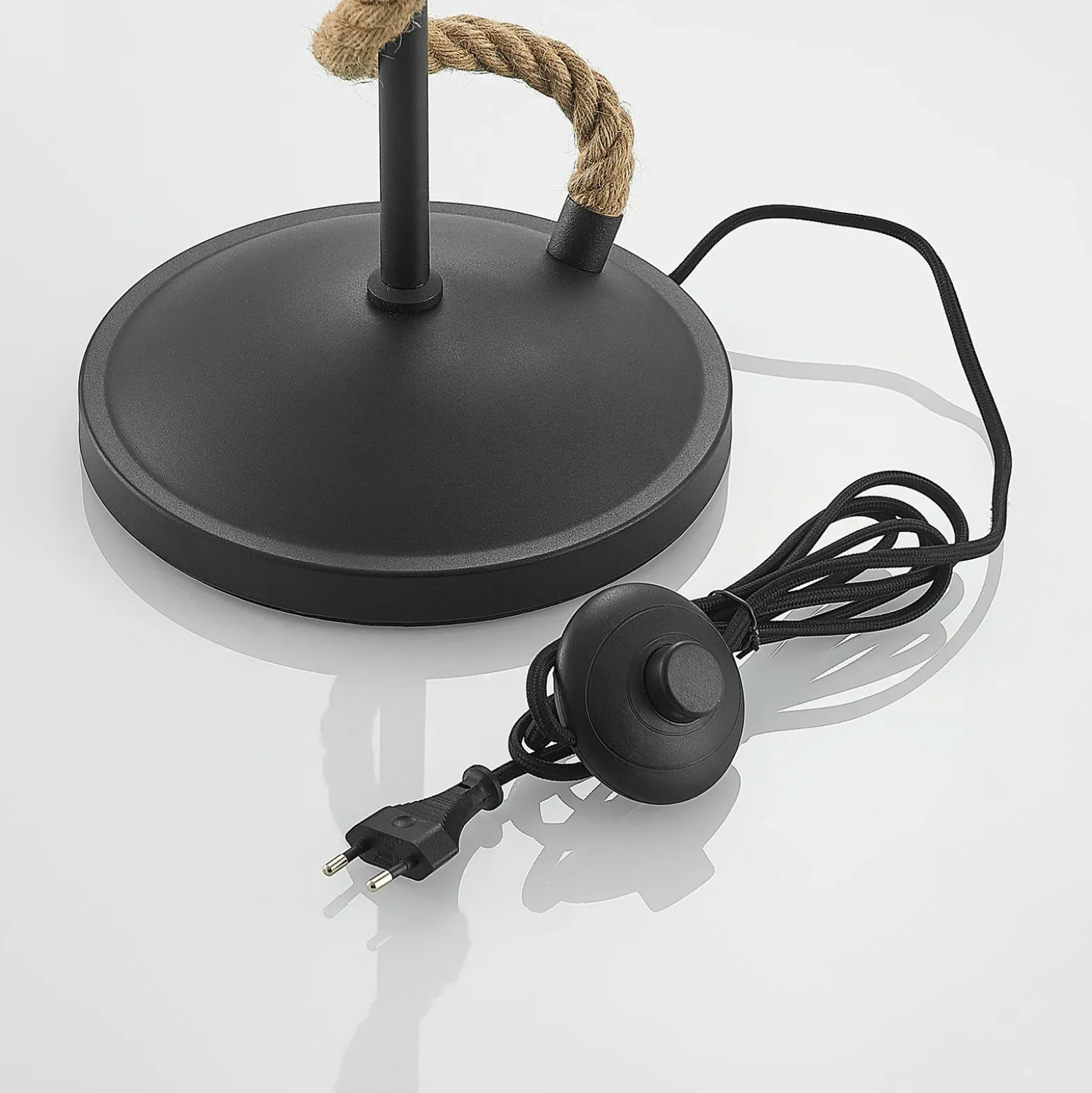 Lámpara de pie Lucande Ropina, altura 180 cm, negro, cuerda de cáñamo