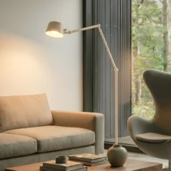 Lámpara de pie Lucande Silka, 216 cm, beige, regulable, E27