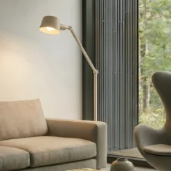 Lámpara de pie Lucande Silka, 173 cm, beige, regulable, E27