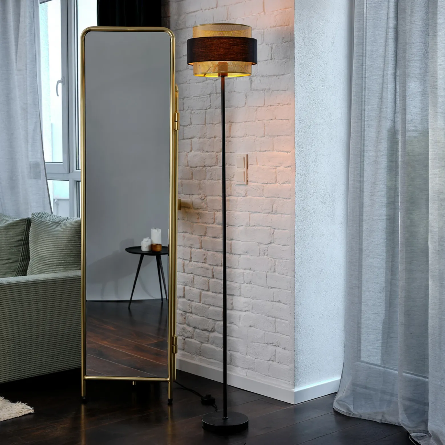 Lámpara de pie OSRAM Decor Hornet, negro/dorado, E27, altura 175 cm