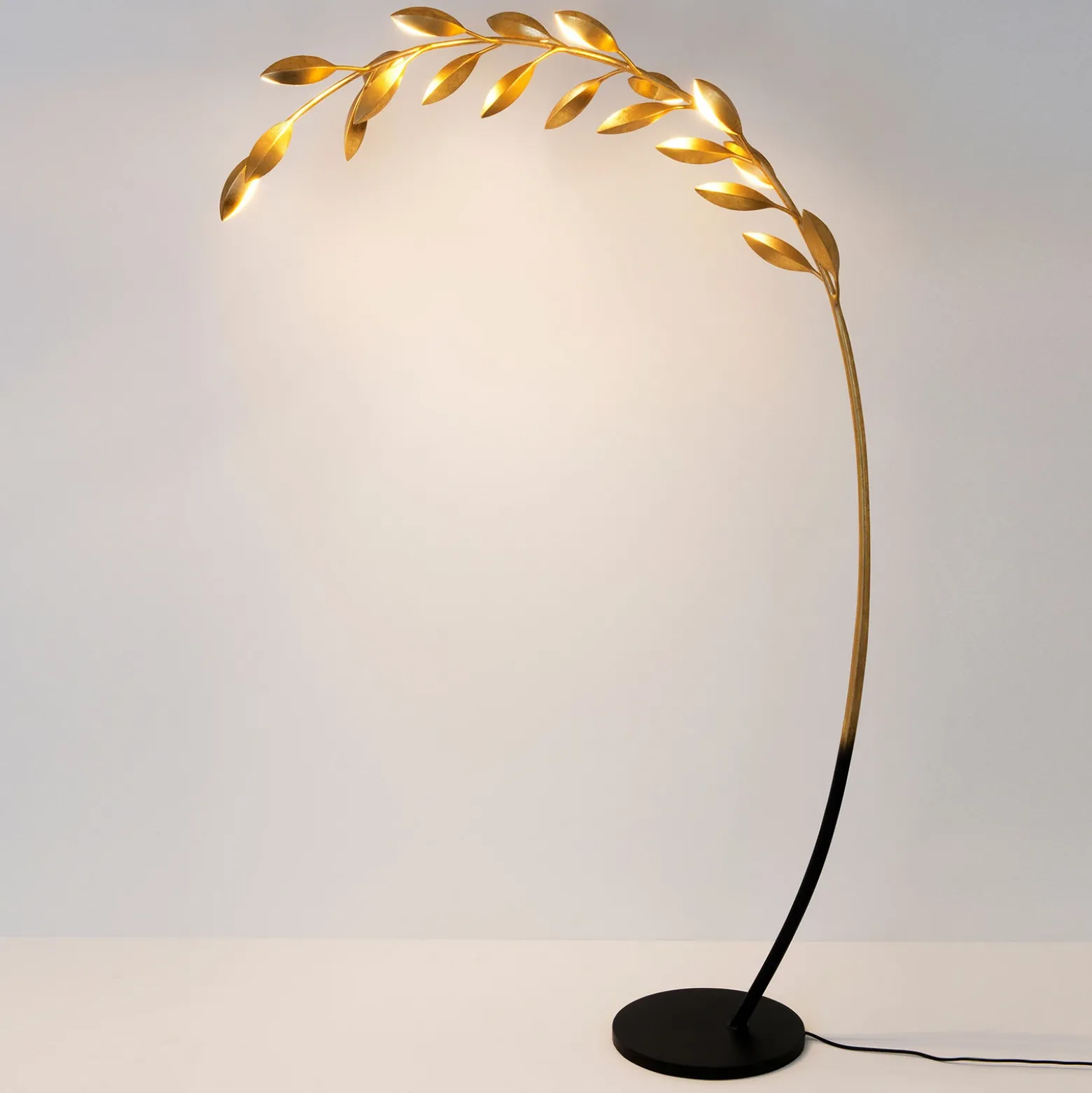 Lámpara de pie Riso, 11 luces, oro