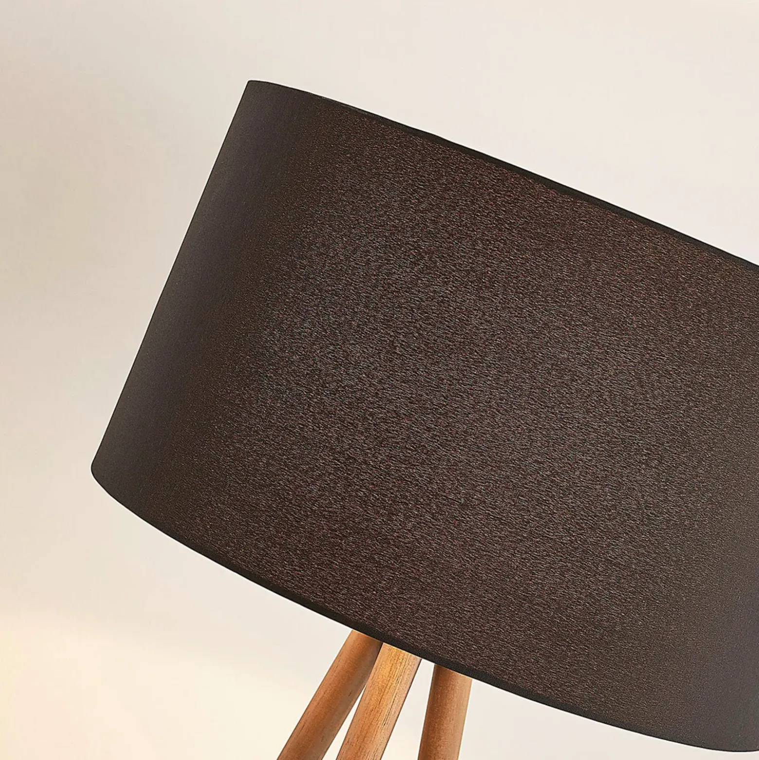Lámpara de pie textil Majken - gris oscuro/negro