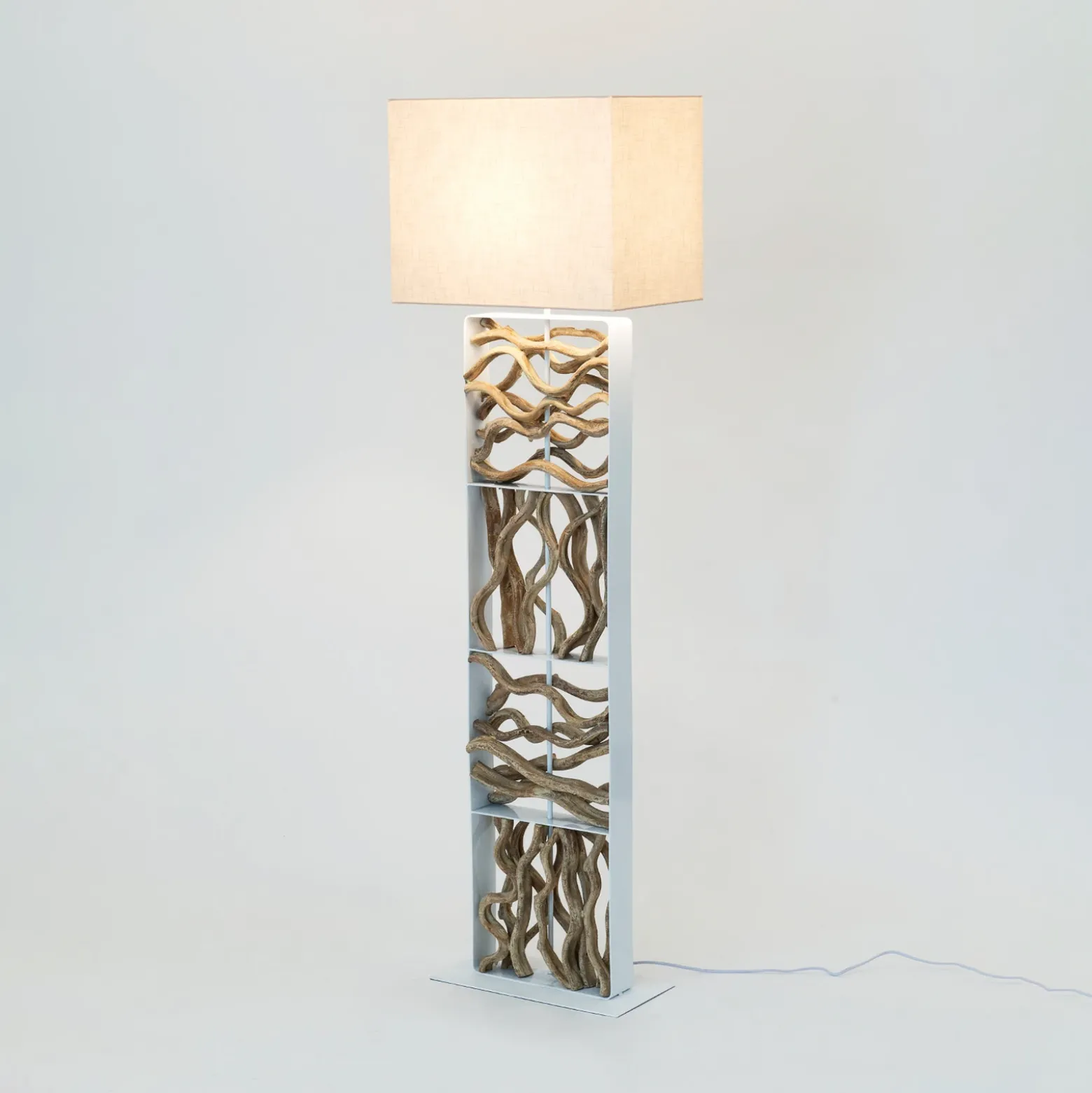 Lámpara de pie Tremiti, color madera/beige, altura 160 cm, madera