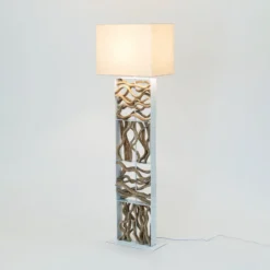 Lámpara de pie Tremiti, color madera/beige, altura 160 cm, madera