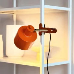 Lámpara de pinza Dyberg Larsen Ocean, naranja, E14, metal