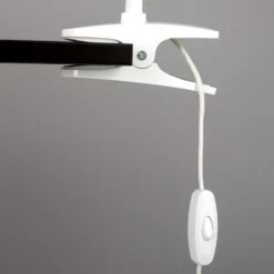 Lámpara de pinza LED Baris de Lindby, blanca, altura 44 cm, 3000K
