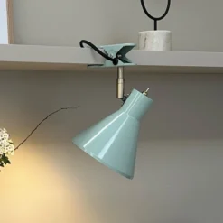Lámpara de pinza Sleep de Dyberg Larsen, verde menta, Ø 15 cm, acero