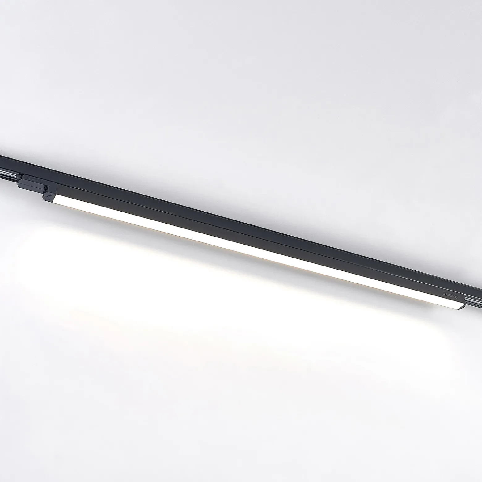 Lámpara de riel LED Arcchio Harlow, negra, 109 cm, 4000 K