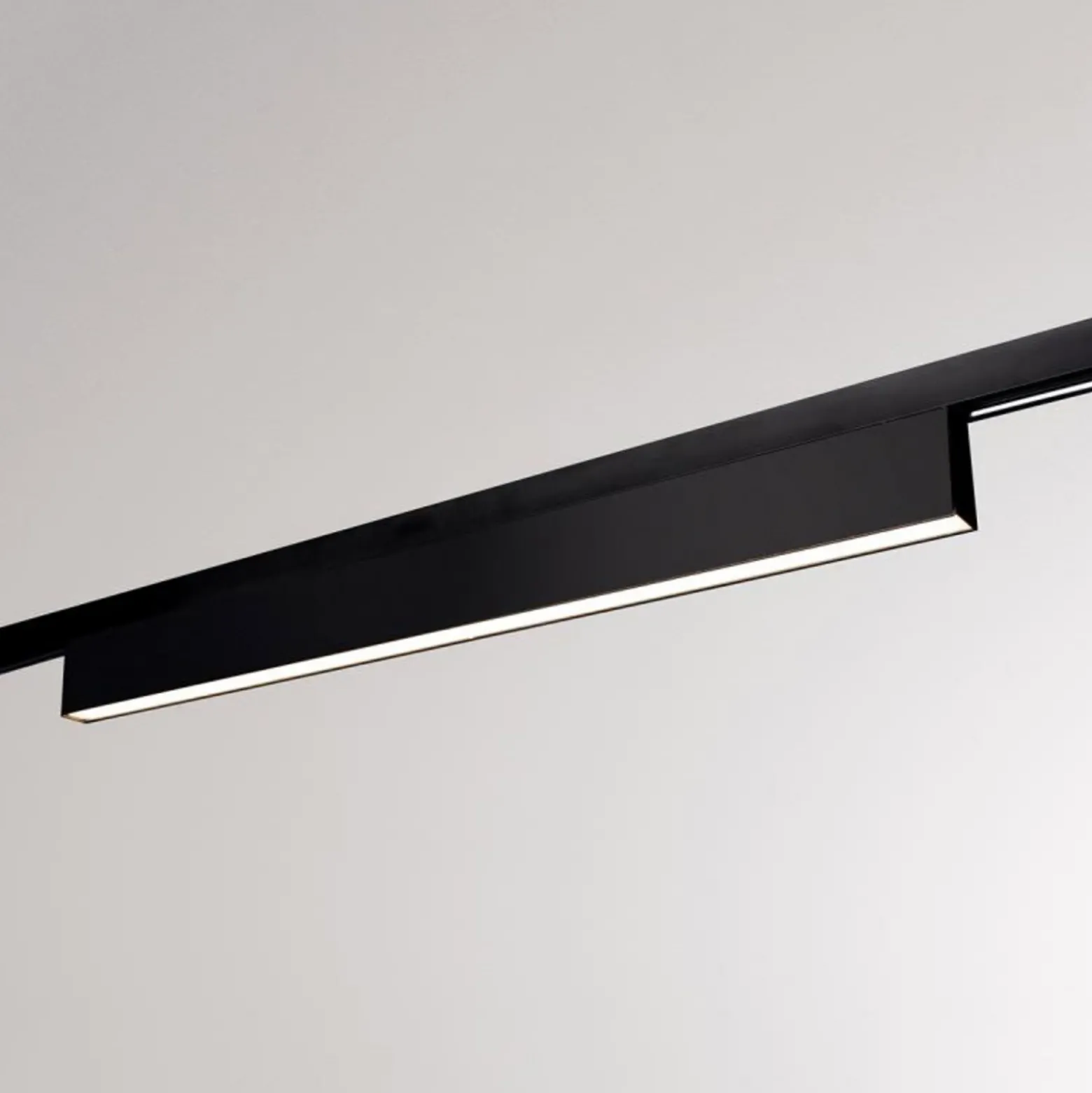 Lámpara de riel LED V-Line Volare, 11W negro 940