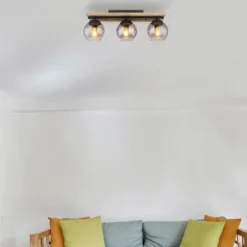 Lámpara de techo Conni, longitud 60 cm, gris humo, madera/vidrio, 3 luces.