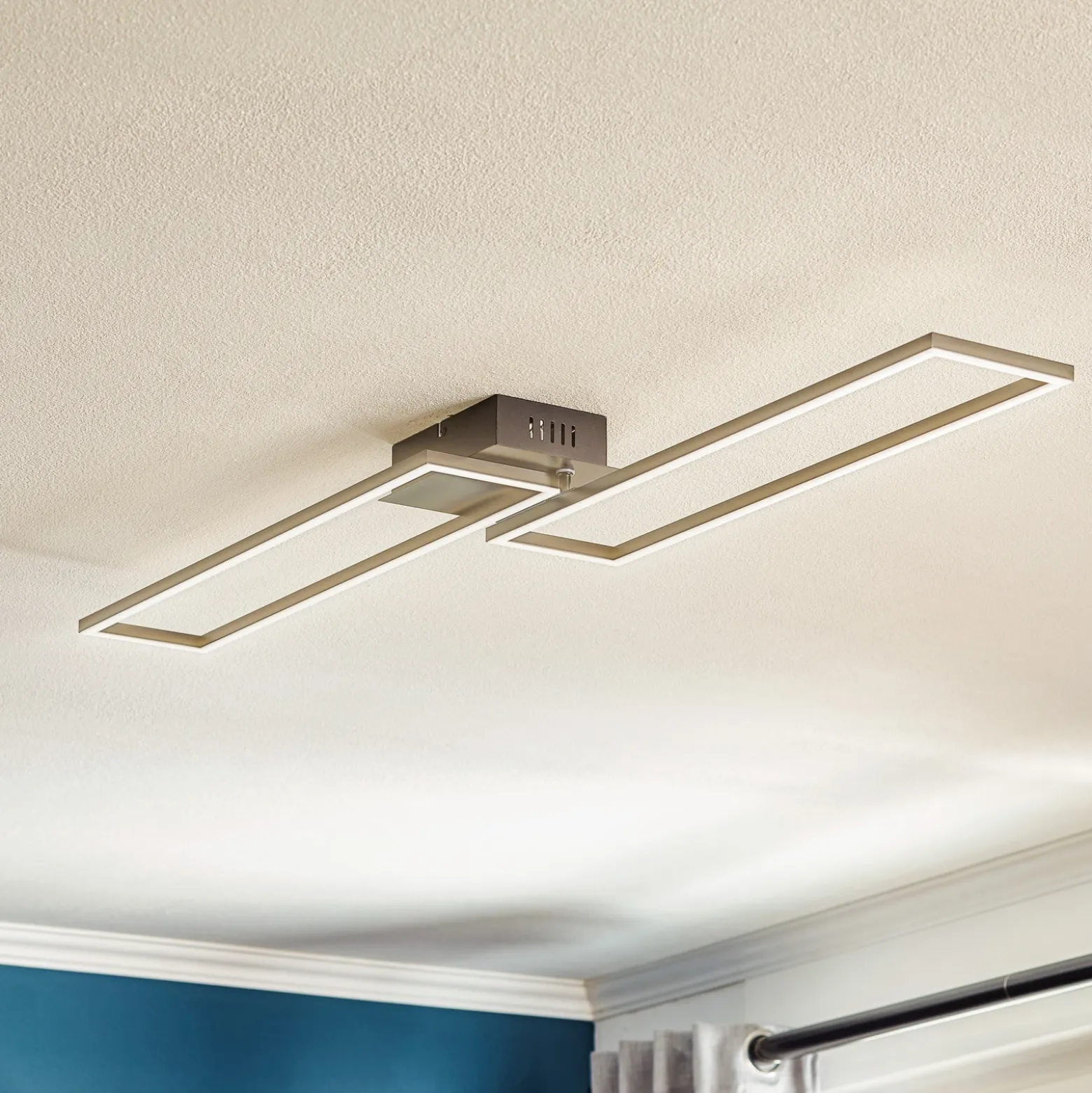 Lámpara de techo LED Frame, control remoto, negro