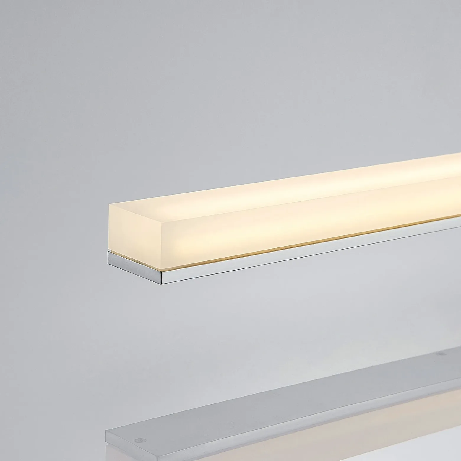 Lámpara de techo LED para baño Levke de Lindby, 75 cm, atenuable, IP44