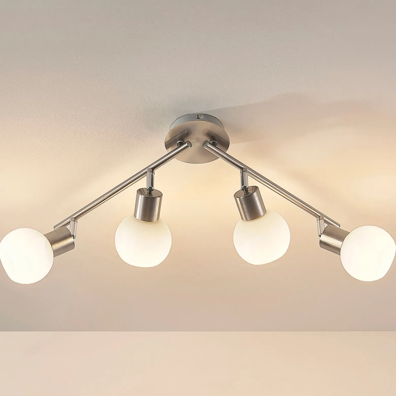 Lámpara de techo Lindby Elaina, 70 cm, 4 luces, níquel, cristal, E14