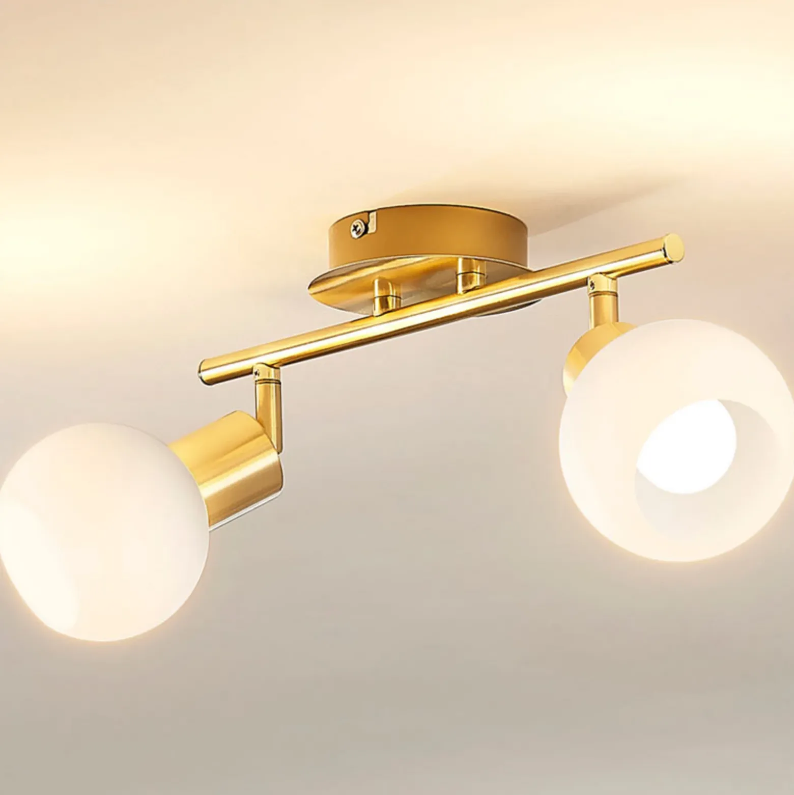 Lámpara de techo Lindby Elaina, 30 cm, 2 luces, latón, cristal, E14