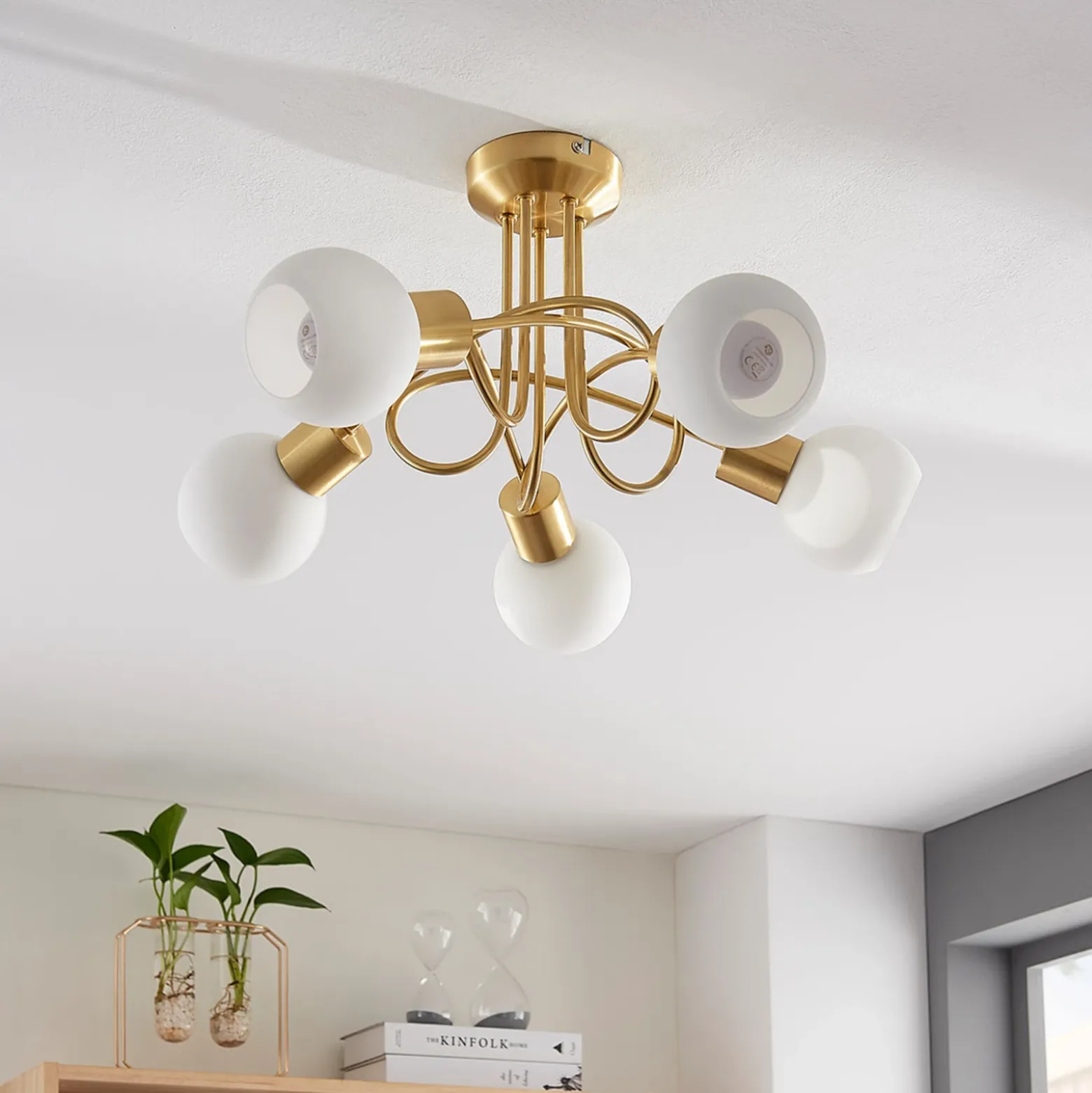 Lámpara de techo Lindby Elaina, Ø50cm, 5 luces, latón, cristal, E14