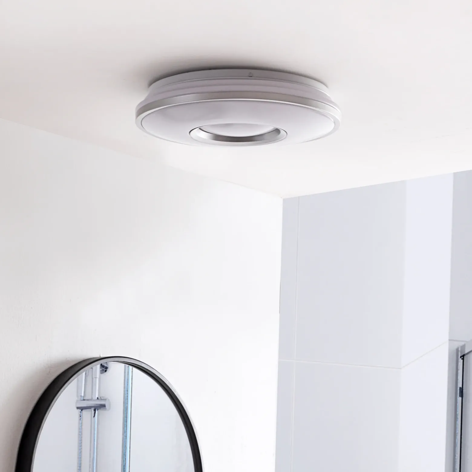Lámpara de techo Lindby LED Furgo, plata/blanco, plástico, IP44